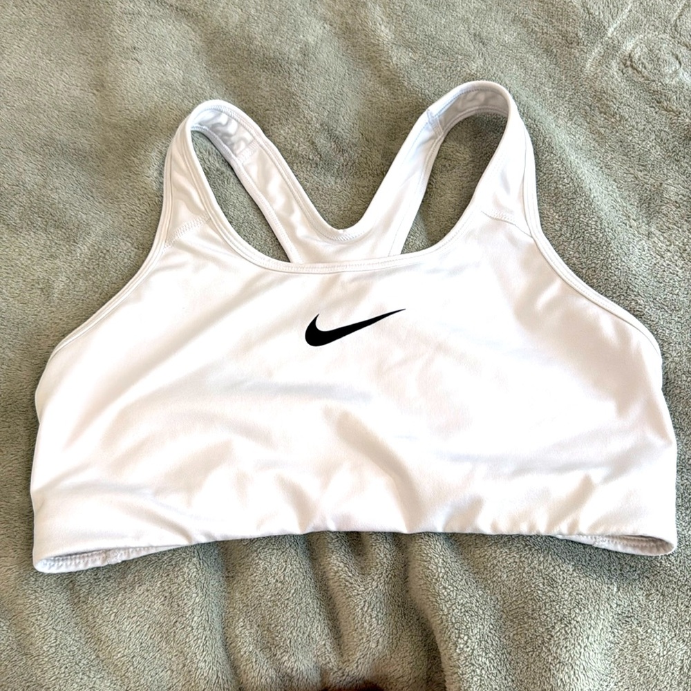 Nike White classic sports bra- no padding